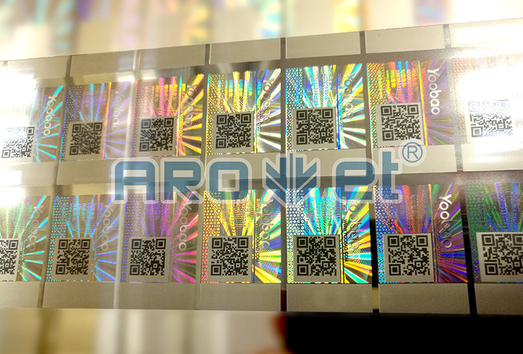 百乐博X1双头喷码设备在镭射防伪标签上的利用